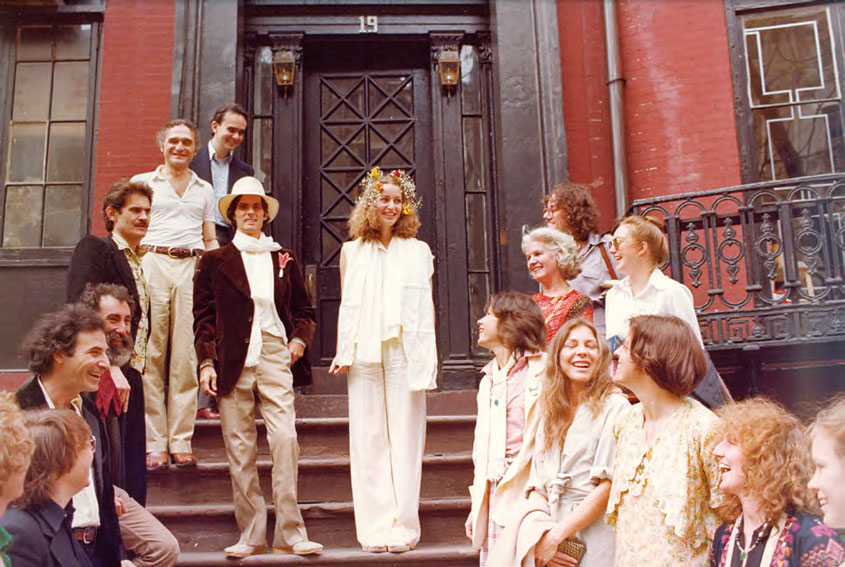 Gordon Matta-Clark, Jane Crawford and their friends after the wedding, 1978. ©The Estate of Gordon Matta-Clark; Courtesy The Estate of Gordon Matta-Clark and David Zwirner, New York/London/Hong Kong. 